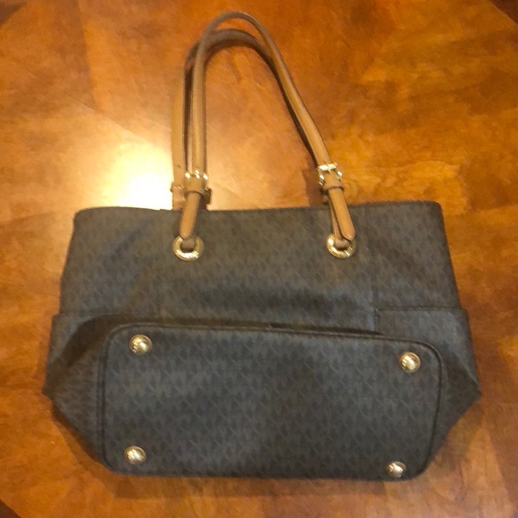Michael Kors Jet Set East West Leather Tote - Picture 2 of 5